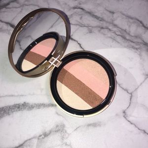 Too faced bronzer - snow bunny